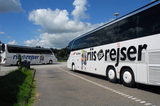 Vi pakker bussen og kører mod Mod Rhinen via Padborg